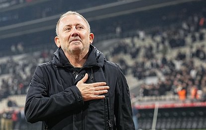 "Derbi Heyecanı Başladı: Sergen Yalçın Galatasaray Maçının Ağırlığını Hissetti!"