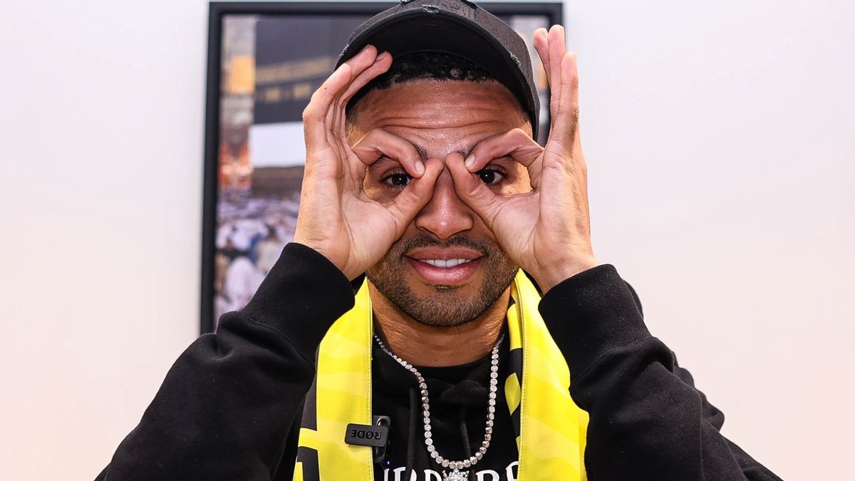 "En-Nesyri'nin Al-Ittihad Debi Maçı: Hayranları Hayal Kırıklığına Uğradı!"